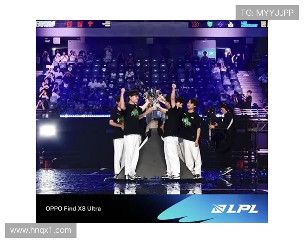 《2025年全球电竞赛季开启 新兴战队崛起成为焦点》