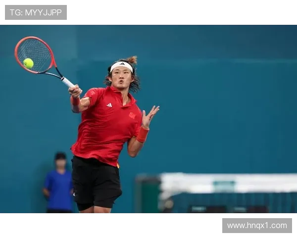 张之臻勇夺巡回赛冠军中国男网迎历史性突破燃动新赛季希望