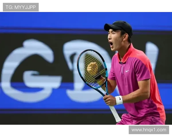 网球赛季最新动态：世界排名大洗牌，年轻新星崭露头角，老将挑战再起