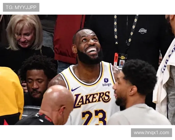 詹姆斯突破历史得分纪录，湖人战胜勇士继续领跑西部