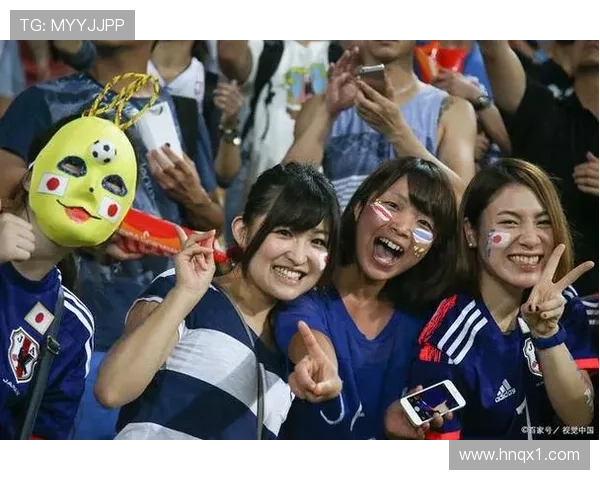 国家队逆转夺冠引爆球迷热情赛场气氛空前高涨庆祝声此起彼伏传遍