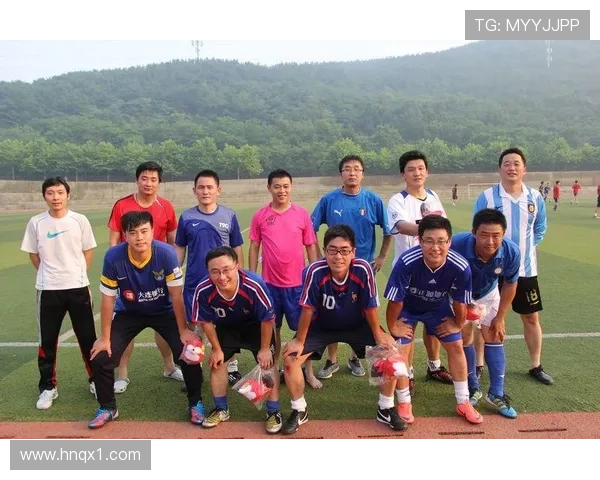 国足新帅首秀告捷联赛焦点战引爆球迷热情与转会窗口动态受关注