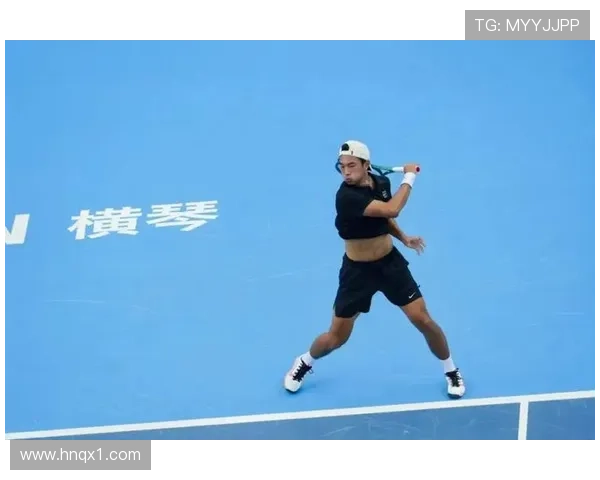 网球赛季重磅回归 多位顶尖选手纷纷亮相为争冠军激战正酣